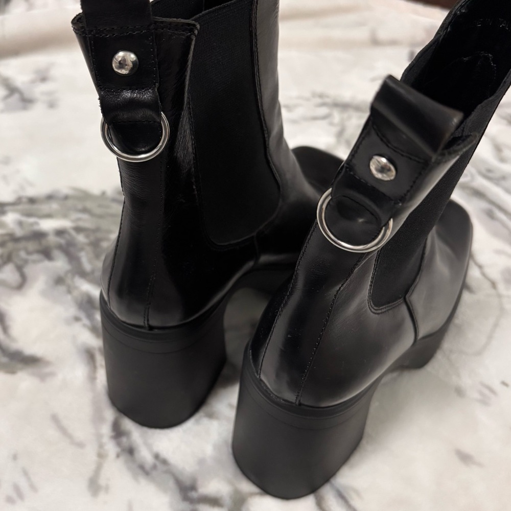 👢L’INTERVALLE BOOTS - Picture 3 of 5